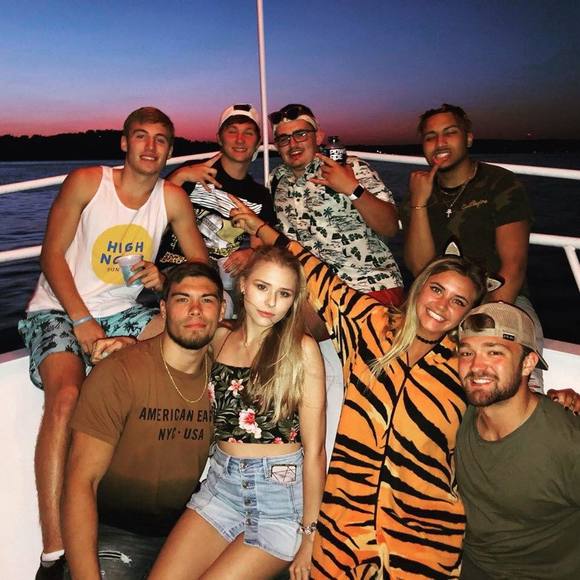 Meet your Posher, Corey - Picture 1 of 1